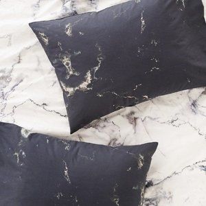 Urban Outfitters | Marble Pillowcase Set